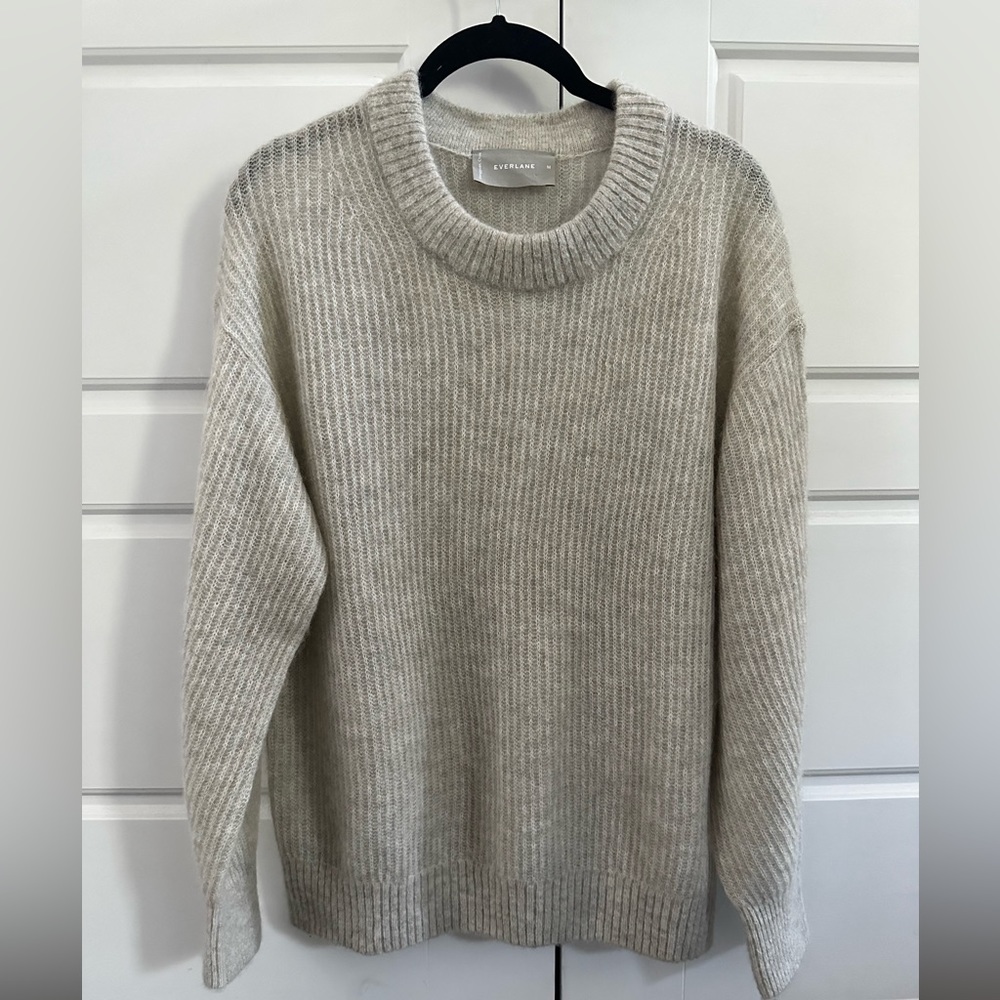 *SOLD* Everlane NWOT Alpaca Crew Neck Sweater - Medium